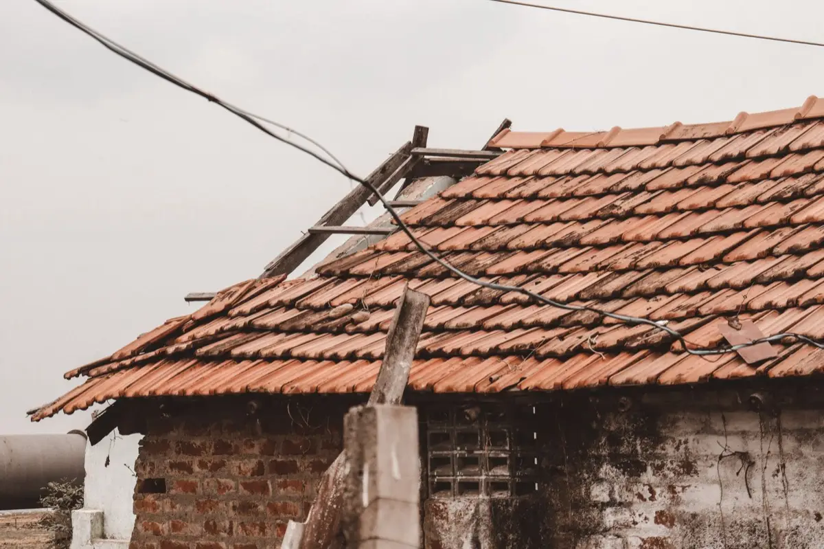 Emergency Roof Tarping & Dry-In in Menifee, CA